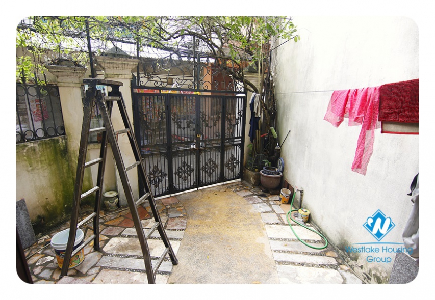 A nice  house with courtyard for rent in Ba Dinh district